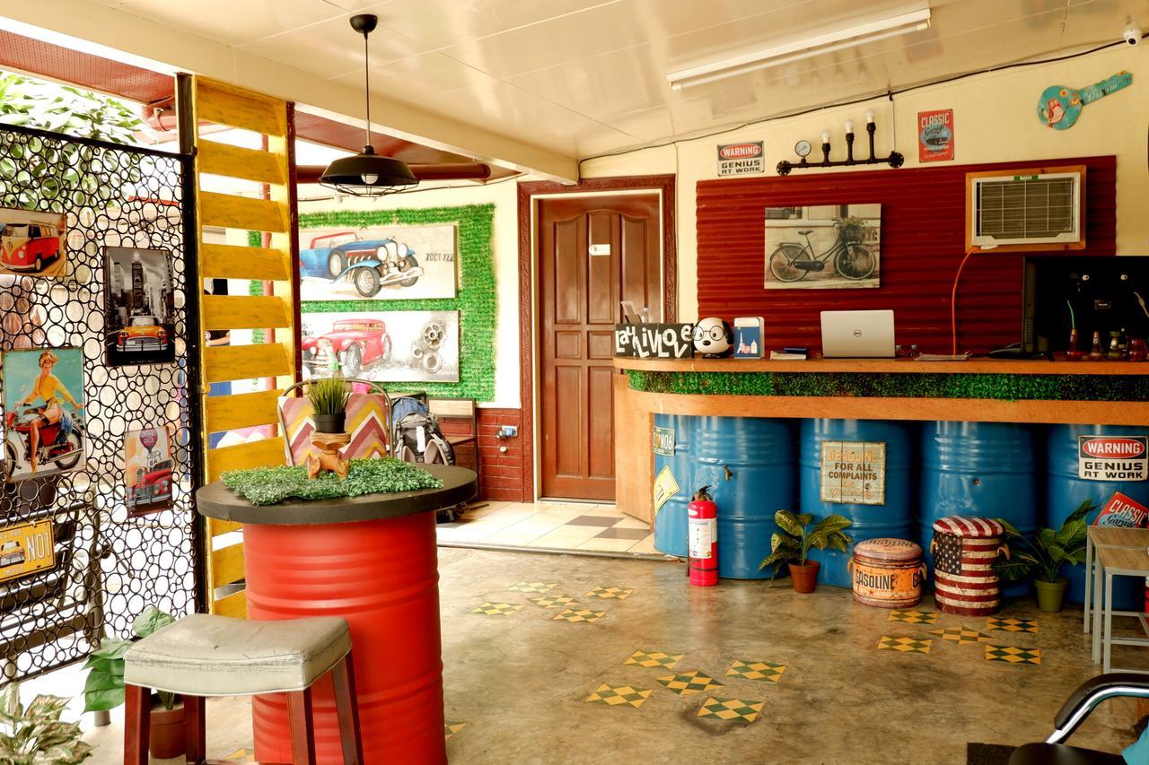 Food District Hostel Cebu Central מראה חיצוני תמונה